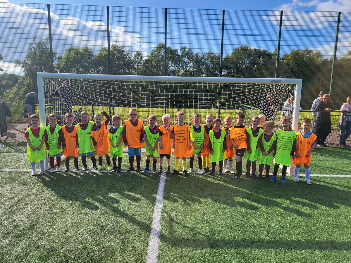 Carbrain Football Club (@carbrain_bc) on Twitter photo Week 5 of our 2018 age group participating in the Network Rail Safety Program. Week 5 of our 2018 age group participating in the Network Rail Safety Program.