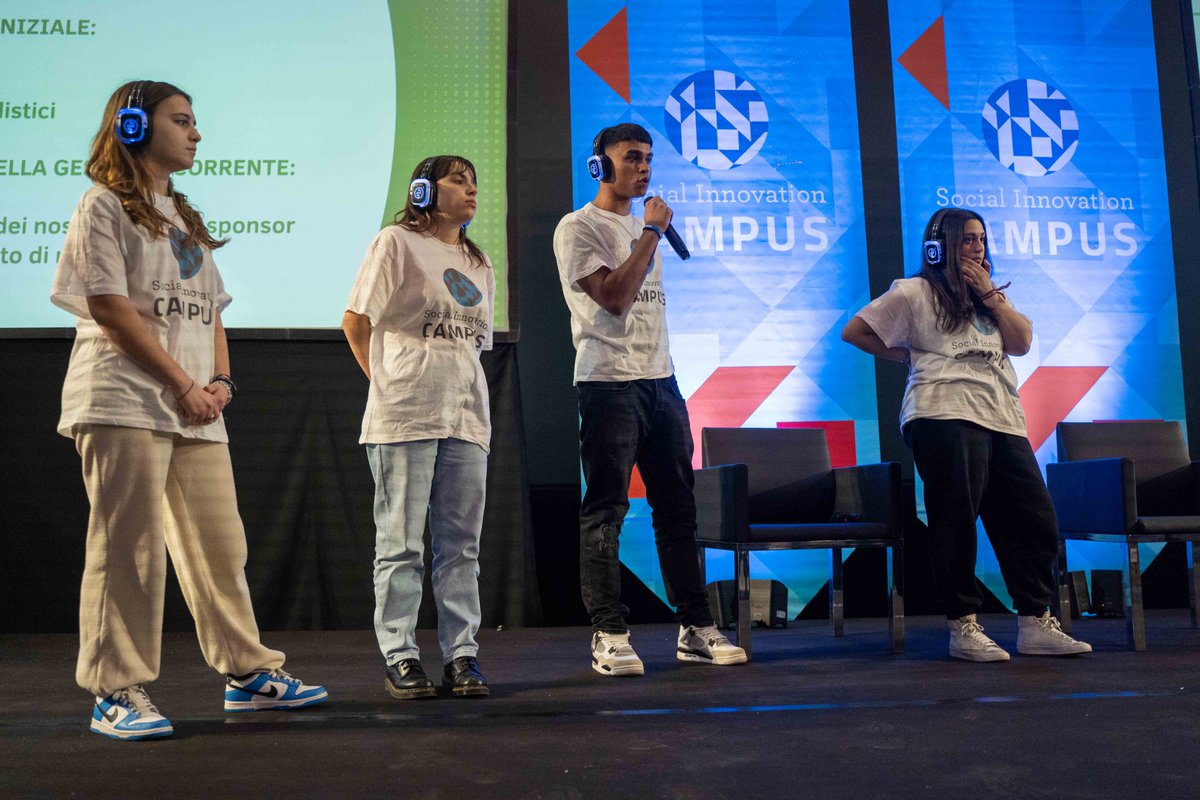 Sono ancora aperte le preiscrizioni per le attività per le scuole al Social Innovation Campus! 26-27 febbraio 2025 ➡️ 
- Hackathon in presenza o online
- Laboratori tematici e di orientamento
- Programma culturale
- Bootcamp di avvicinamento 
Preiscrizioni forms.gle/U53NUmKiUe7DxG…