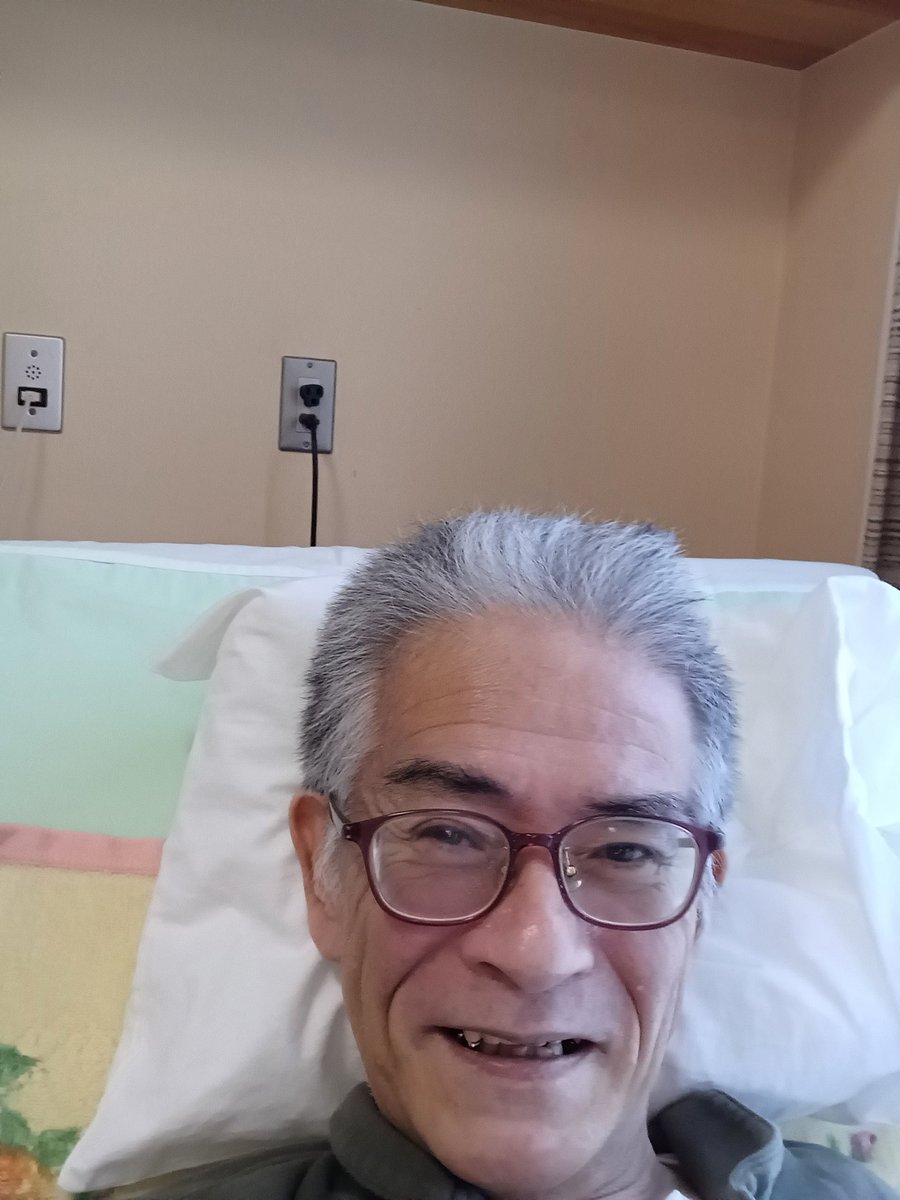 老人ホームなう。
久々に電波キャッチからの～
ツイッター復活

今日は株券でも買うか