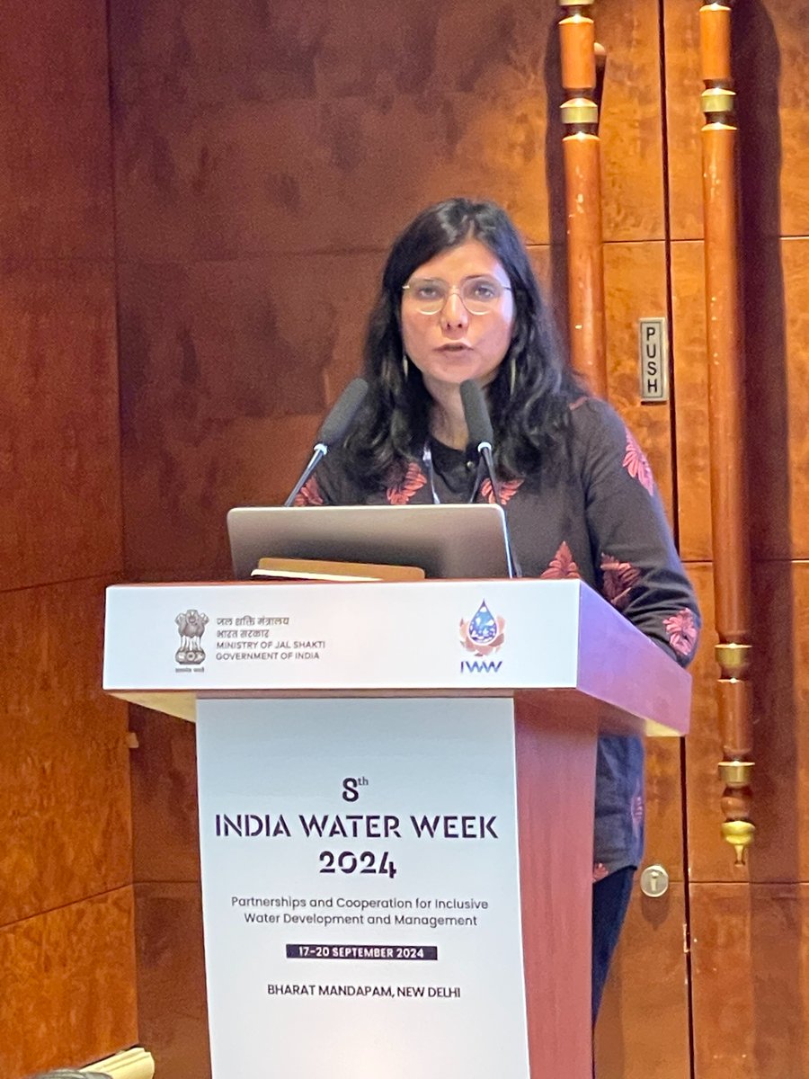 teriin's tweet photo. Mr @janshuman, Director, TERI, chaired a session 'Challenges in Water Sector Infrastructure' during the 8th India Water Week 2024 on significant themes- #WaterSanitation and #Hygiene (WASH), and Improvement in #WaterUseEfficiency in Existing #WaterInfrastructure.

He mentioned, "India has made significant progress in the #watersector with the mission like #JalJeevanMission but a long way still to go for the country. The per capita water consumption is declining and we are still facing high #waterleakage issue in many cities.”

"While challenges are many and there is long way to go, an integrated approach to address the issue is required along with critical #policyintervention from the government."

The session was Co-Chaired by Ms Amal Talbi, Global Lead for Climate Resilient Irrigation, @WorldBank

The Keynote Address was delivered by Ms @DinaUmali, Regional Director, Sustainable Development, @WorldBank.

The participants also presented their research papers at the session.

@gamma_mu | @tuhinbanerji | @Naehaa

#IndiaWaterWeek2024 #WaterInfrastructure #WaterConservation #SustainableWaterManagement #ClimateResilientIrrigation #PolicyIntervention