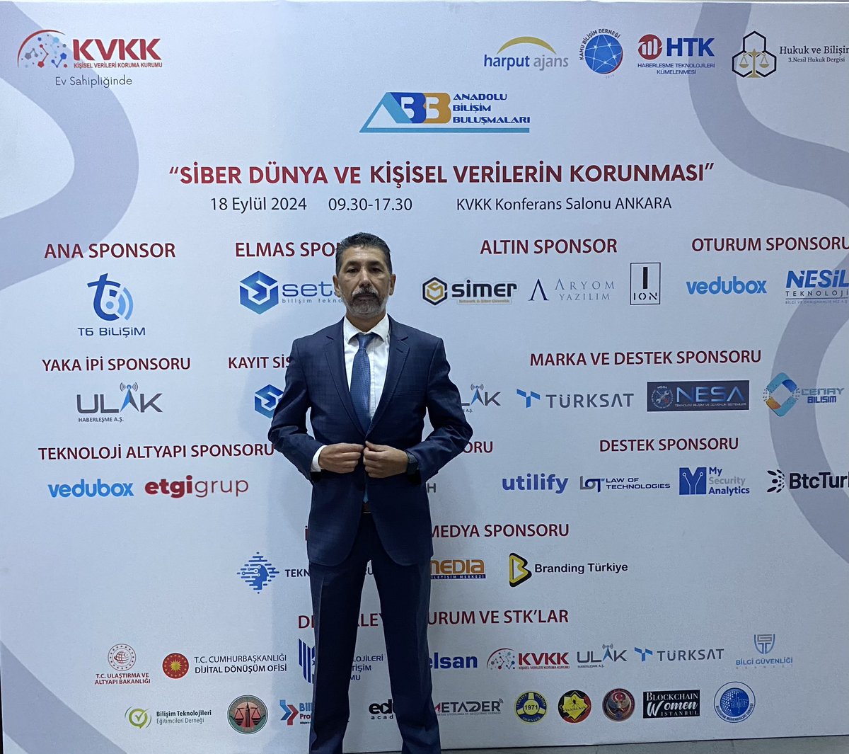 T6Bilisim's tweet photo. Anadolu Bilişim Buluşmaları kapsamında @KVKKurumu ev sahipliğinde gerçekleşen “Siber Dünya ve Kişisel Verilerin Korunması” konulu etkinliğe katılım sağlamaktan onur duyduk. Tüm emeği geçenlere ve katılımcılara teşekkür ederiz.
@KVKKurumu @kbdturkiye @ajansharputt https://t.co/j5LZZyz2Qs