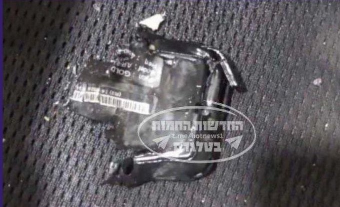Cambioweb's tweet photo. LO ÚLTIMO | Inusuales explosiones simultáneas de localizadores beeper en áreas de Hizbulá generaron muerte y miles de heridos en Líbano https://t.co/drC3IN4fv0