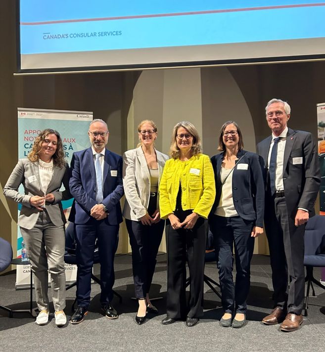 CanSuisse's tweet photo. La semaine passée, @AmbWittmannCAN &amp; la Section consulaire ont organisé une table ronde sur les litiges internationaux en matière de garde d'enfants. Merci à nos panélistes des secteurs juridique et de la médiation pr leurs précieux conseils, et au public pr sa participation! https://t.co/NzTuYaI3XI