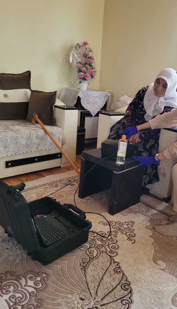 Emirmusa Mahallesinde TCKK almayan son iki vatandaşımızın T.C. Kimlik Kartı başvurularını #AdresteNüfusHizmeti kapsamında adreslerinde aldık.
 <a href="/TCSamsunValilik/">T.C. Samsun Valiliği</a> 
<a href="/SamsunIlNufus/">Samsun İl Nüfus ve Vatandaşlık Müdürlüğü</a> 
@tc_asarcik 
<a href="/muhsindemirnfs/">Muhsin Demir</a> 
<a href="/ibrahimkutukcu_/">İbrahim KÜTÜKÇÜ</a>