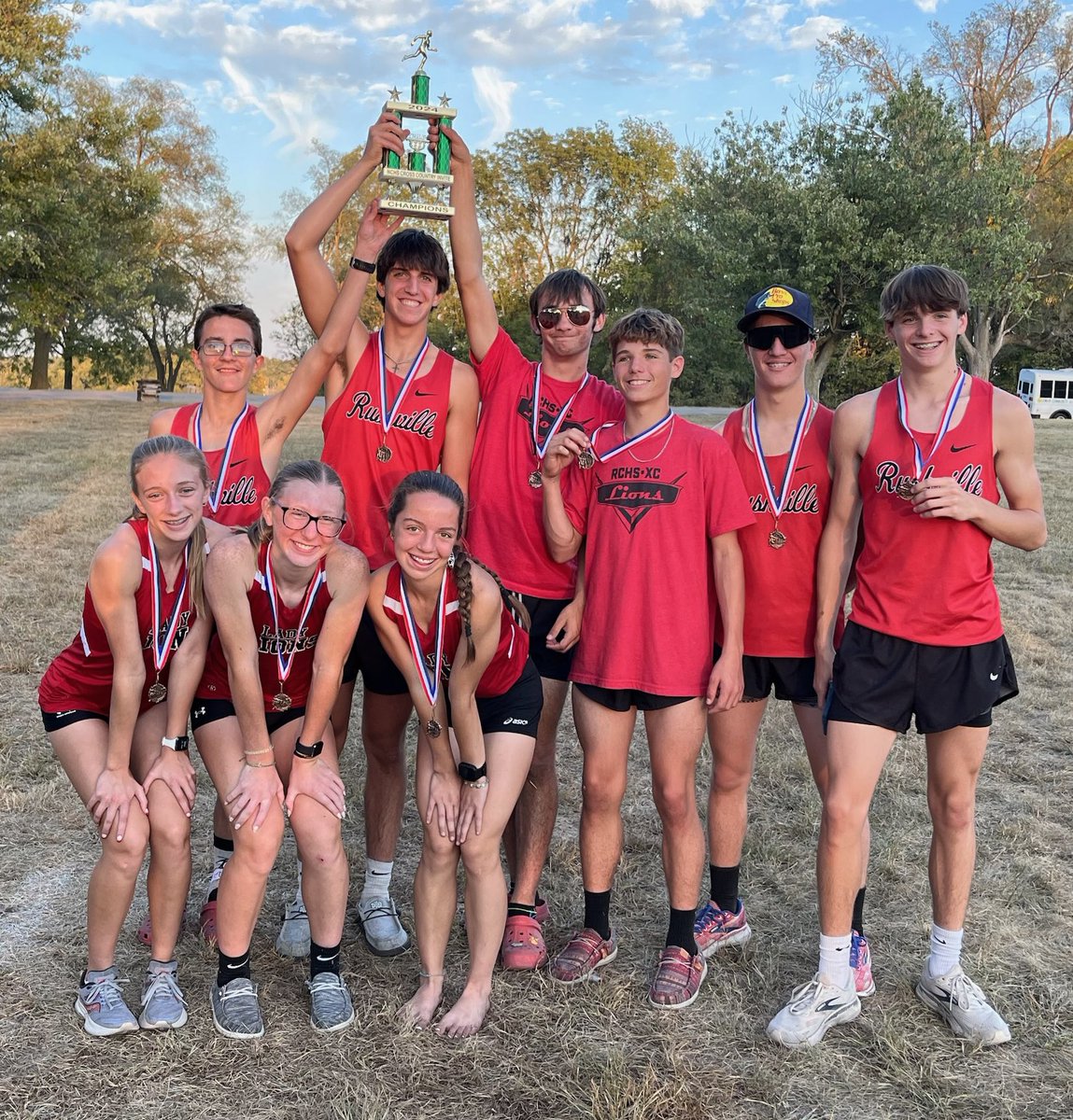 RCHS Athletics: The XC Team traveled to New Castle last night and the boys came away with a win making this the 4th straight year they have won this invite. Hunter Parmerlee placed 3rd overall. The girls came in 2nd place. Josie Corn placed 5th with Kendra Jacobs in 6th.