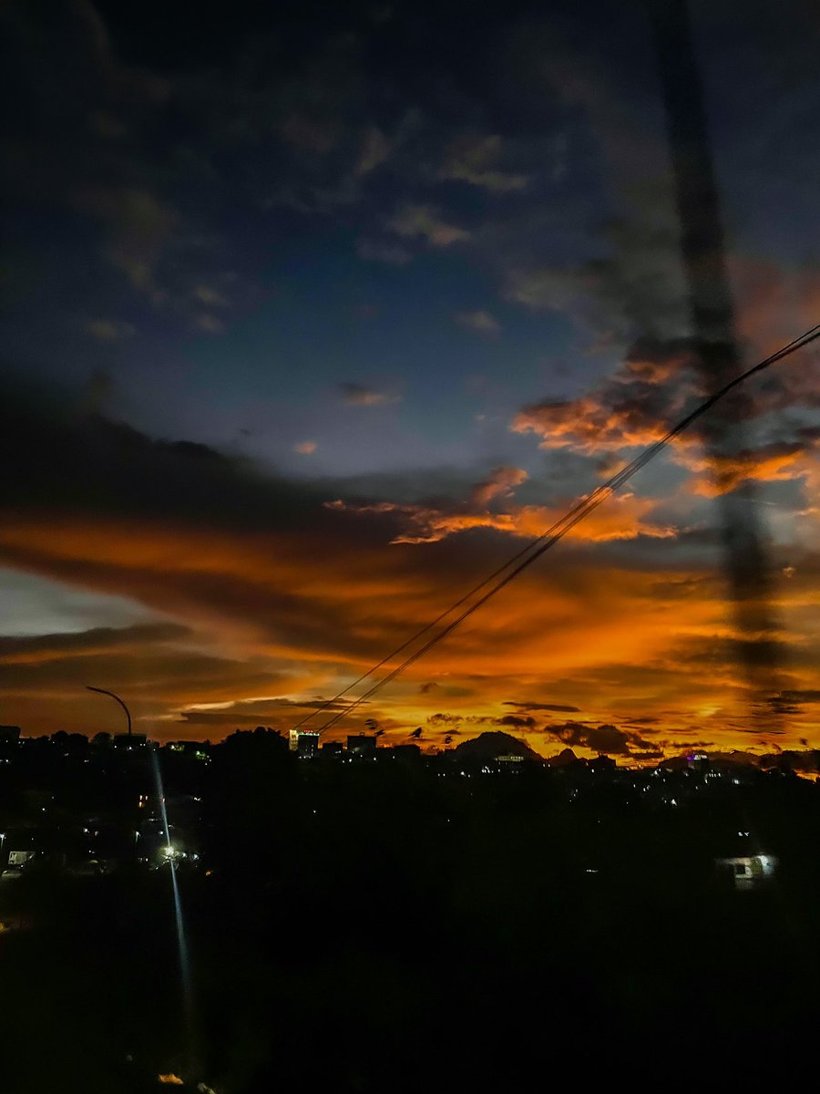 Le ciel était beau ce soir pour annoncer mon incroyable anniversaire 😍