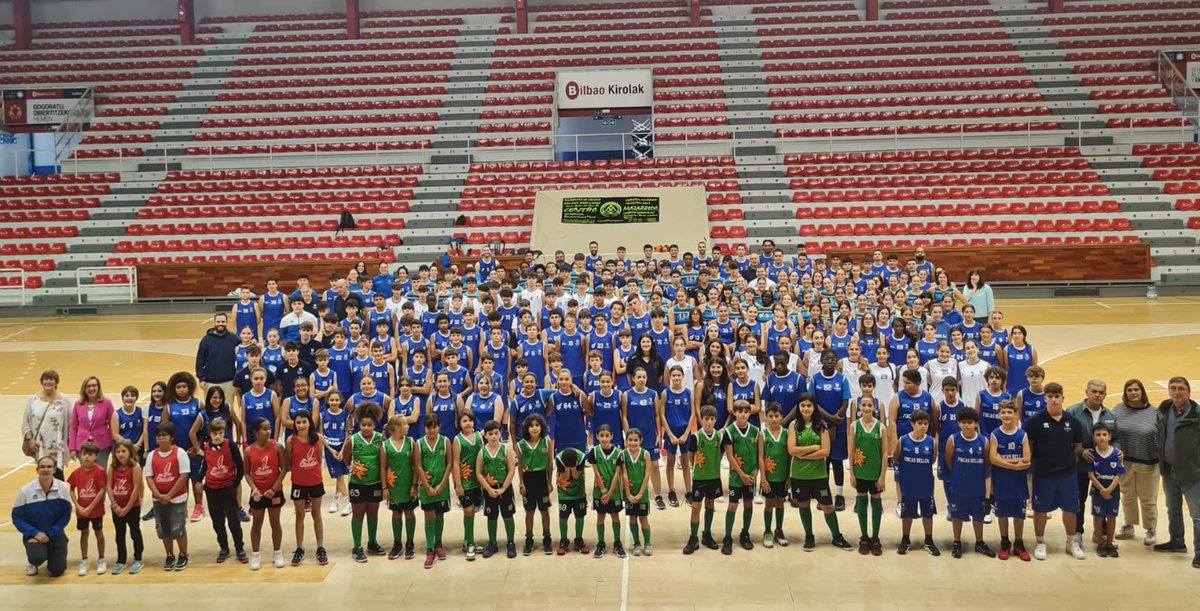 Unamuno Saskibaloi 
Klubaren 2024/2025 denboraldiko 
taldeen aurkezpena. Zorte on guztiei! Presentación de equipos del <a href="/Unamuno_Saski/">Unamuno Saskibaloi Kluba</a>   #Bilbao <a href="/bilbaokirolak/">Bilbao Kirolak</a>
