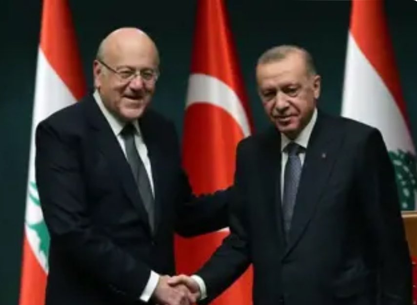 alinazli2012's tweet photo. رئاسة الوزراء اللبنانية:" 
أردوغان أمر بتوجيه مساعدات عاجلة إلى لبنان. https://t.co/FM1TOt0fKk