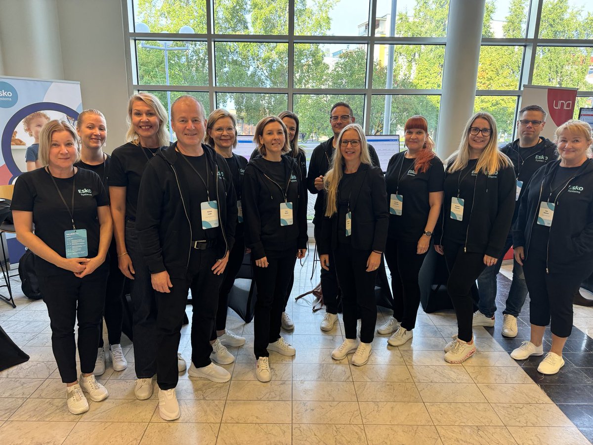 Takana onnistuneet #eskopäivät2024 💎

Kiitos osallistujille, yhteistyökumppaneille (⁦<a href="/una_oy/">UNA Oy</a>⁩, Istekki, ⁦<a href="/DuodecimFi/">Duodecim</a>⁩ ja ⁦<a href="/MediconsultOy/">Mediconsult Oy</a>⁩), puhujille ja meidän #eskopoppoo’lle.

Hyvä pöhinä 🩵

#eskosystemsoy #yhteistyö