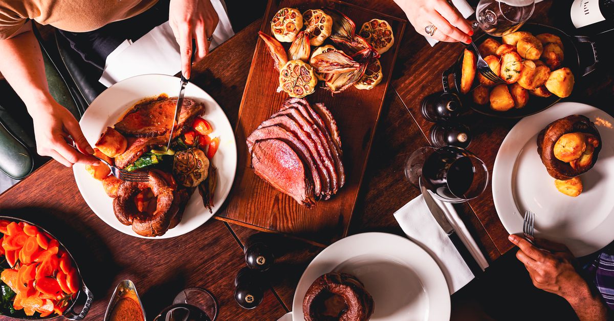 Hawksmoor’s Sunday Roast and Four New Brunches to Try Around Chicago dlvr.it/TDPHjZ