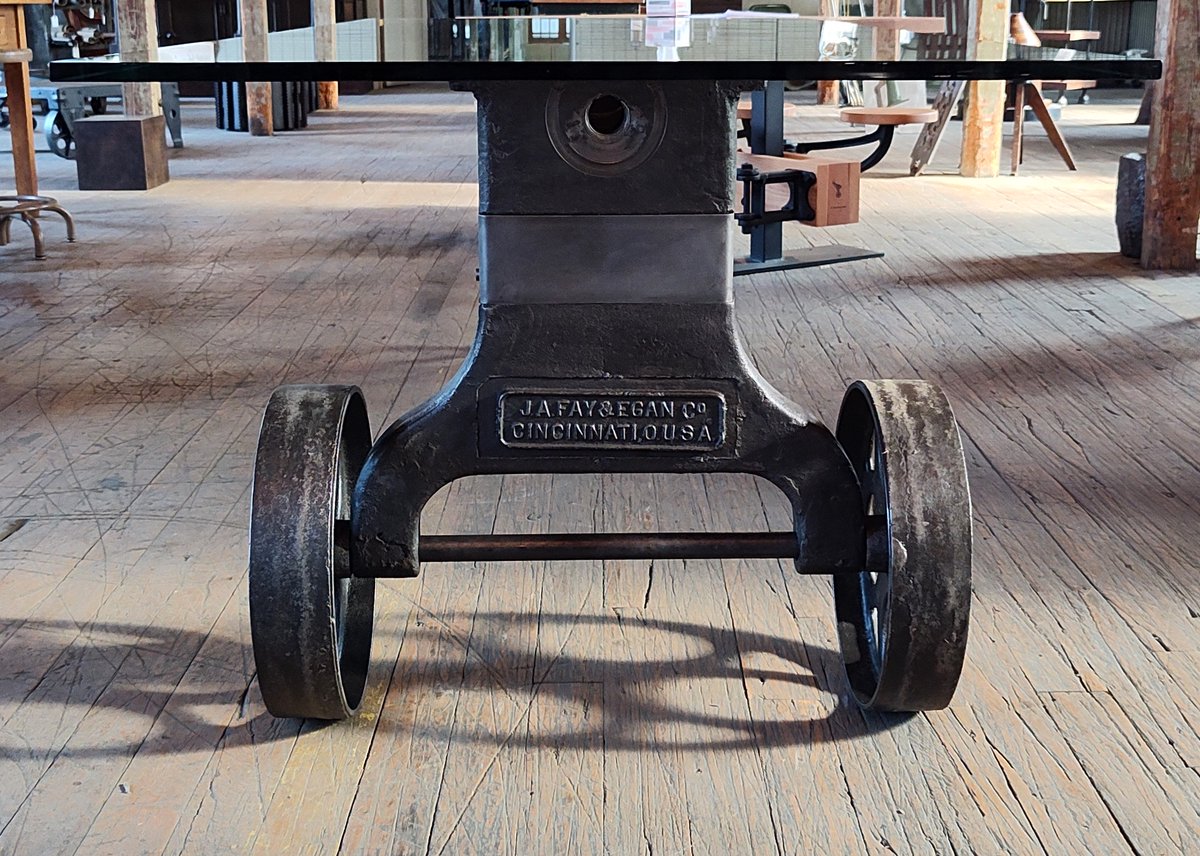 GetBackInc1's tweet photo. Vintage Industrial Rolling Dining / Conference Table Base

https://t.co/AjieSGhzRL

#diningtable #diningtabledecor #diningtables #conferencetable #conferencetables #conferencetabledesign #rollingtable #castirontablebase #tablebase #vintageindustrial #vintageindustrialstyle https://t.co/od2zRbOSfq