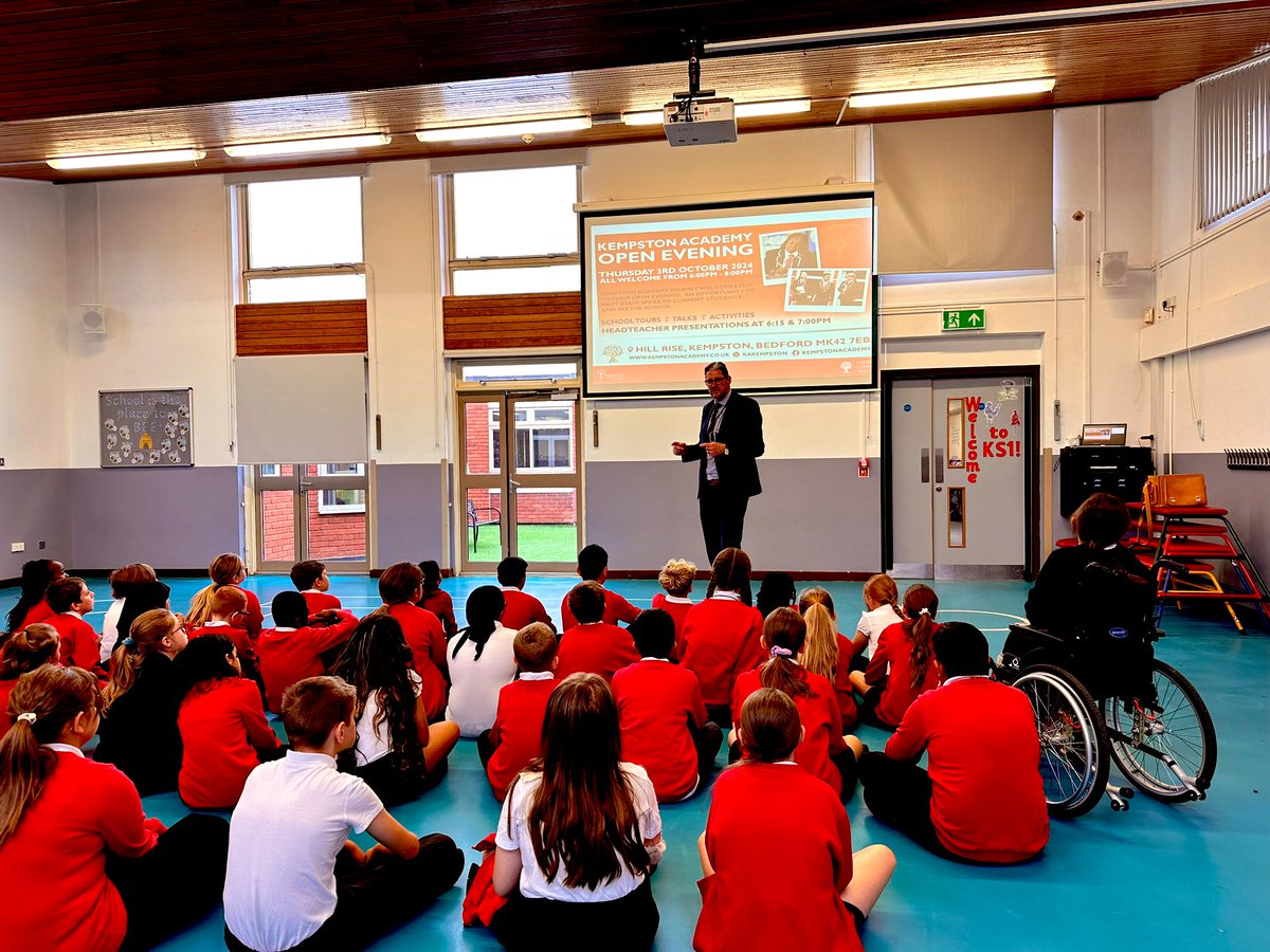 Thank you <a href="/KAKempston/">KA Kempston</a> for presenting to our year 6’s this morning <a href="/SpringfieldBeds/">Springfield Primary School, Bedford</a> . It’s so important for us to explore all the options available for the next step in their school life. Busy bees considering their futures already 🐝
