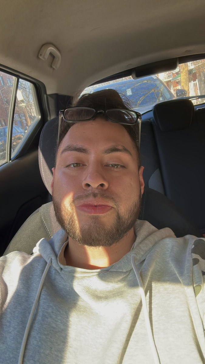 CarlosQueens's tweet photo. @spidhrboyyy Could never declined https://t.co/3eMTxbXruv