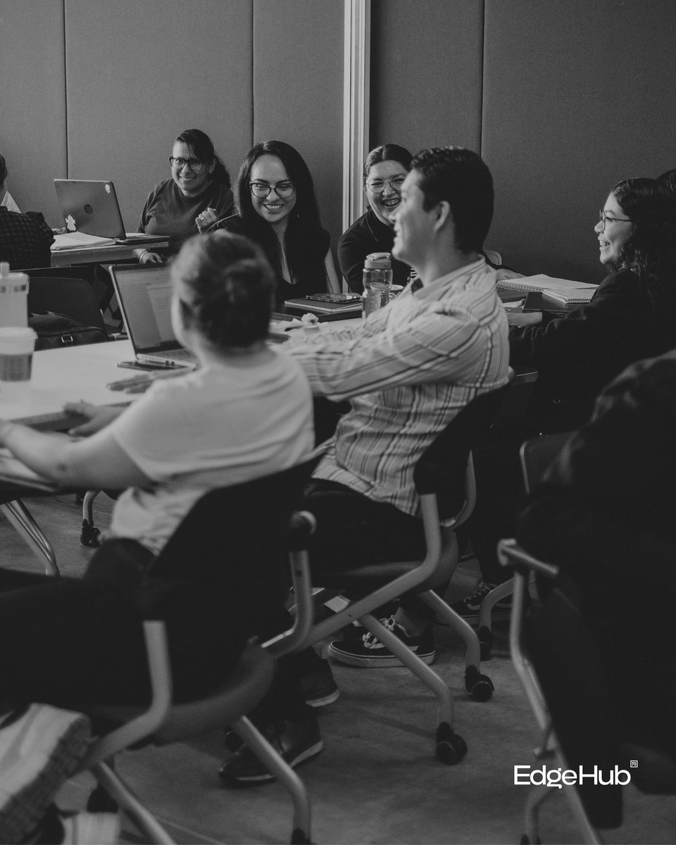 EdgeHub_school's tweet photo. → Aprende ahora lo que los demás enseñarán en el futuro. 🚀
Mándanos DM para + información 

EdgeHub • 
School Of Innovation 

#ThisIsEdgeHub #ThisIsInnovation https://t.co/SuNAsJdN7E