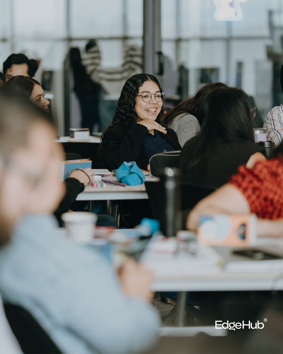 EdgeHub_school's tweet photo. → Aprende ahora lo que los demás enseñarán en el futuro. 🚀
Mándanos DM para + información 

EdgeHub • 
School Of Innovation 

#ThisIsEdgeHub #ThisIsInnovation https://t.co/SuNAsJdN7E