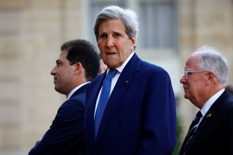 lvoadd1's tweet photo. Former US Secretary Kerry calls for new trade rules, cooperation with China on climate https://t.co/LnLworTDlc