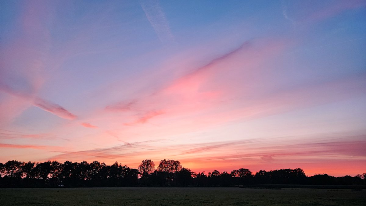 the sky feels pretty