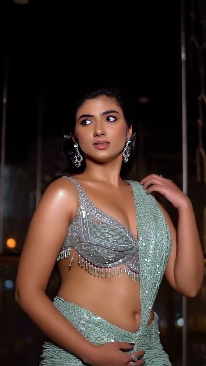 GXx6kOKWQAAmVSF?format=jpg&name=large