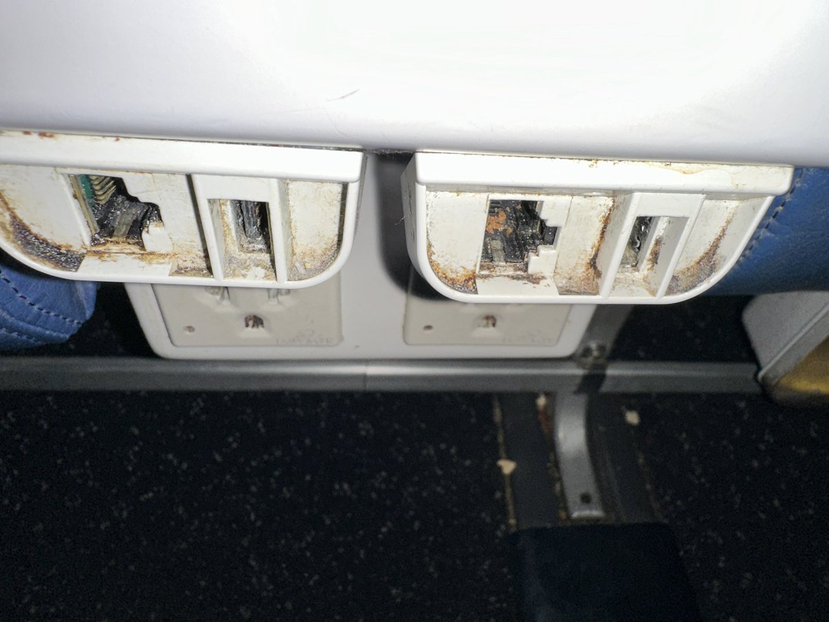 So glad I sprung for first class <a href="/Delta/">Delta</a> . Yuck.