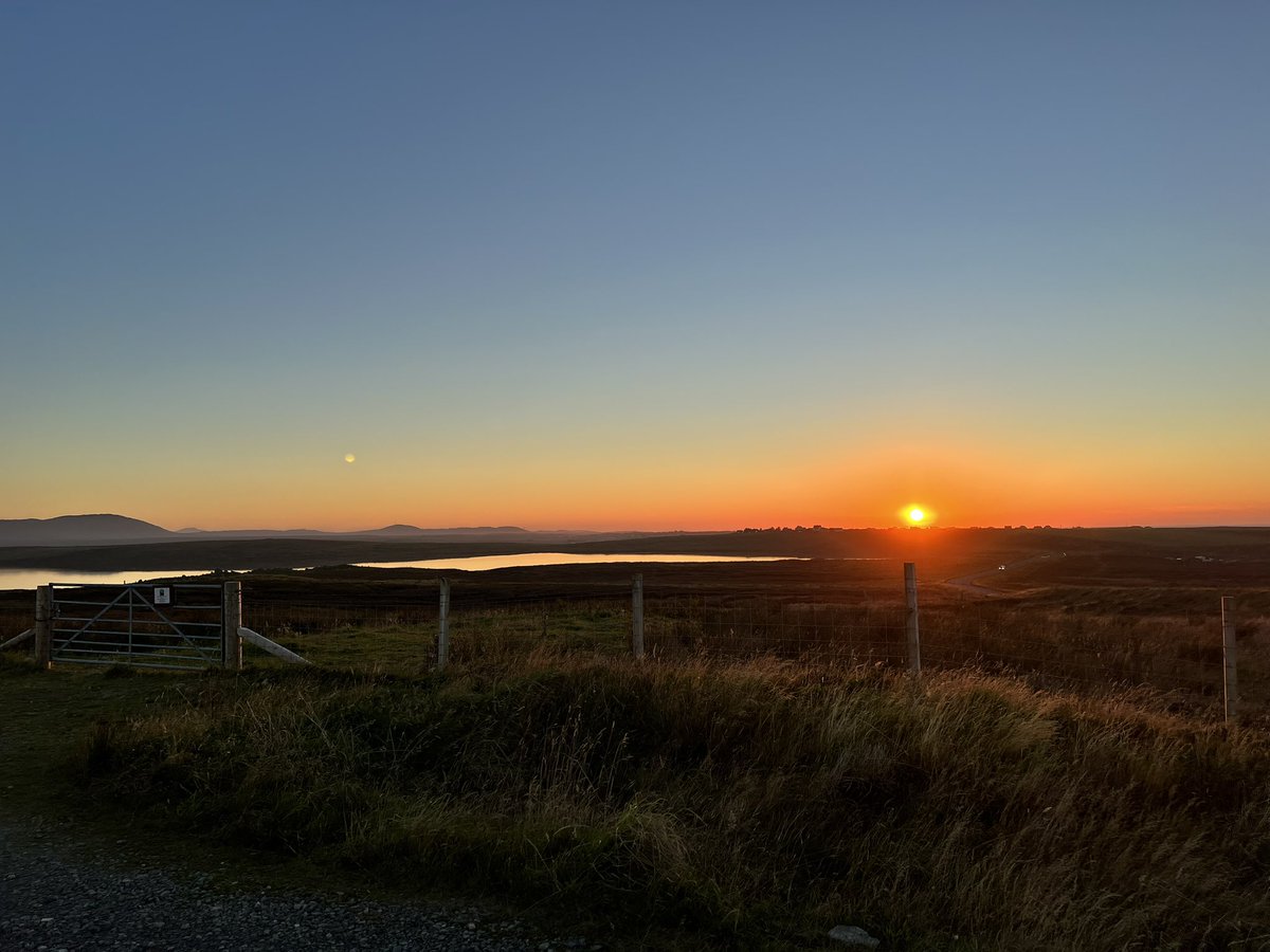 Mostlywind's tweet photo. Had to stop on the way home for this beauty! Just with phone - no filters! 

#LifeIsGood https://t.co/4sLQ5GMPcv