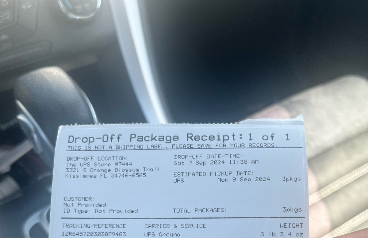 Justforthenikes's tweet photo. @UPS @goatapp The weight of the packages don’t even match up, but I’m supposed to believe an investigation was don’t correctly ? I know @goat doesn’t care, that’s already been established by Mia H. https://t.co/f7nngroLx5