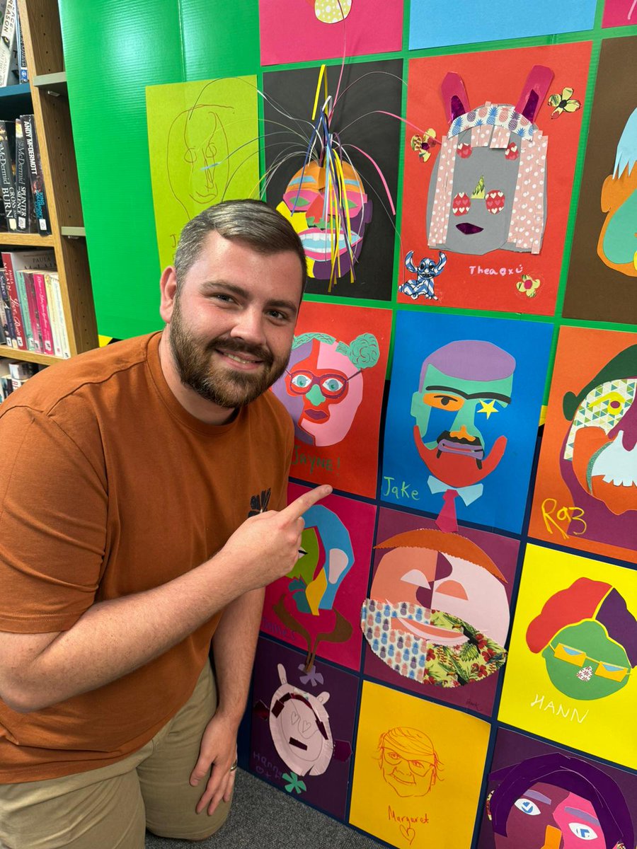 👏 A great evening at Worsbrough Library hosted by <a href="/CreativeRecove1/">Creative Recovery</a> as part of the <a href="/CentralteamArea/">Central Area Team</a> UPLIFT Project!

🖼 Not every day you see yourself in collage!