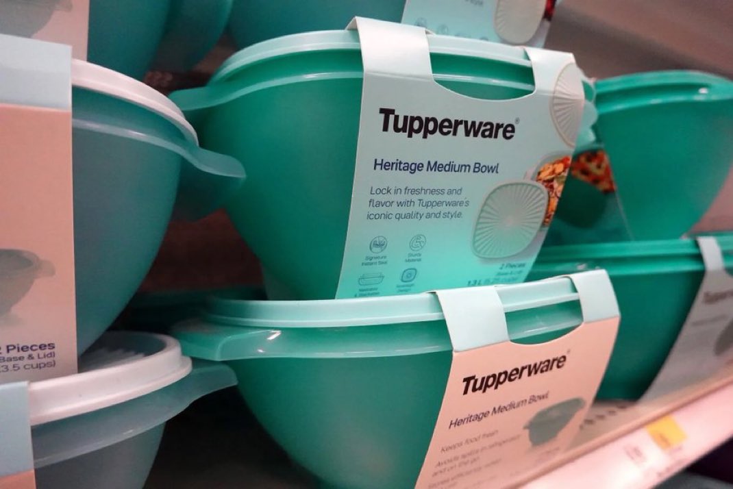 porktendencia's tweet photo. “Tupperware”:
Porque informan que se declaró en bancarrota. https://t.co/byUiltRQgz
