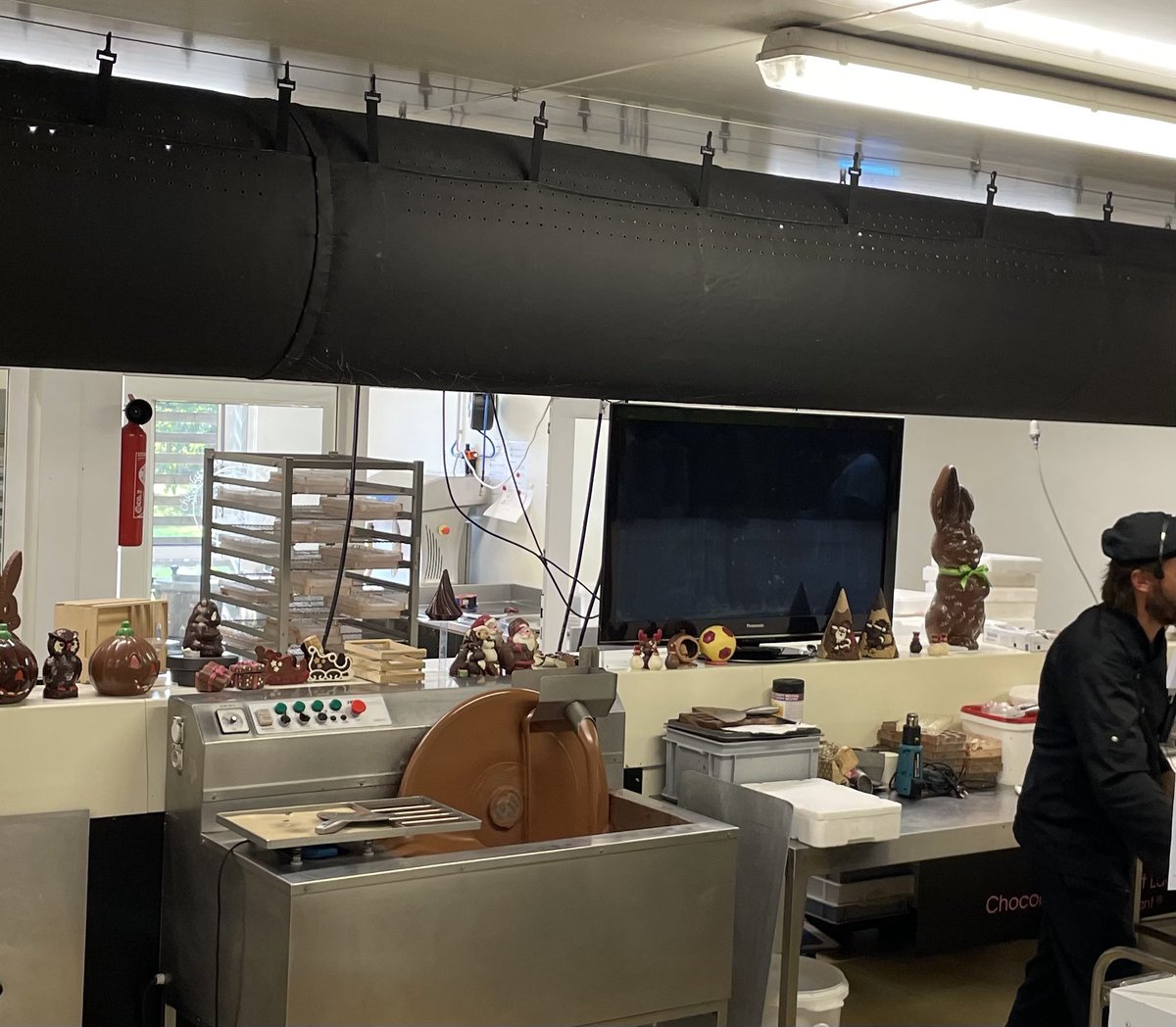 KJAR Business tweet media