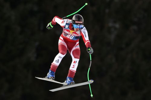 Neumayer ci ha ripensato: a 8 mesi dal ritiro a Kitz, il velocista austriaco tornerà a gareggiare nel 2024/25 #fisalpine #AlpineSkiing #18Settembre #scialpinomaschile dlvr.it/TDNrBZ