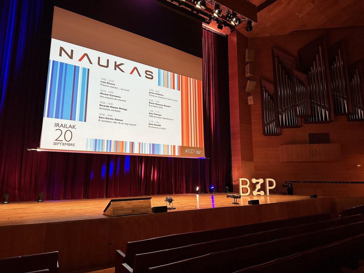 UxuneM's tweet photo. #BZP Bilbo Zientzia Plaza zientzia-dibulgazioko ekitaldiaren probak egiten @Euskalduna_eus.n. Bihar, osteguna, irailaren 19an #NaukasPRO eta etzi eta etzidamu #NaukasBilbao: zientzia ere disfrutatzeko baita https://t.co/hjkK4o14PS https://t.co/rVe3vXfoqZ