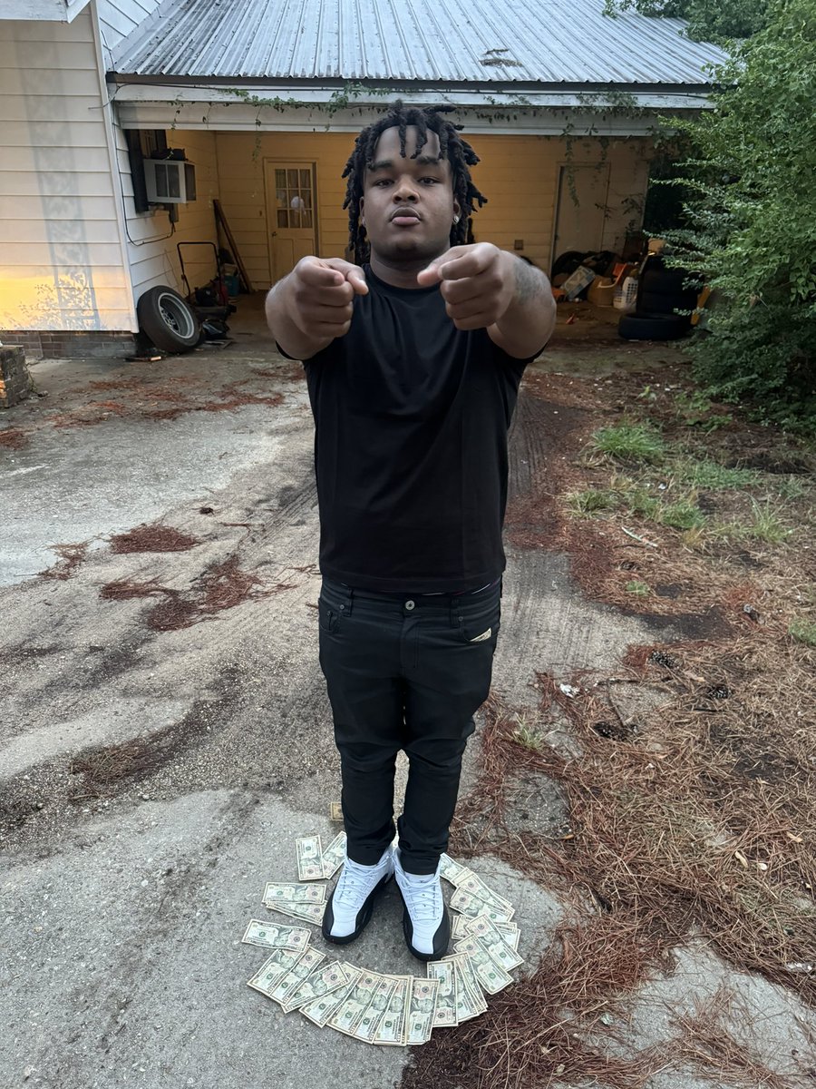 💲⛹🏽‍♂️