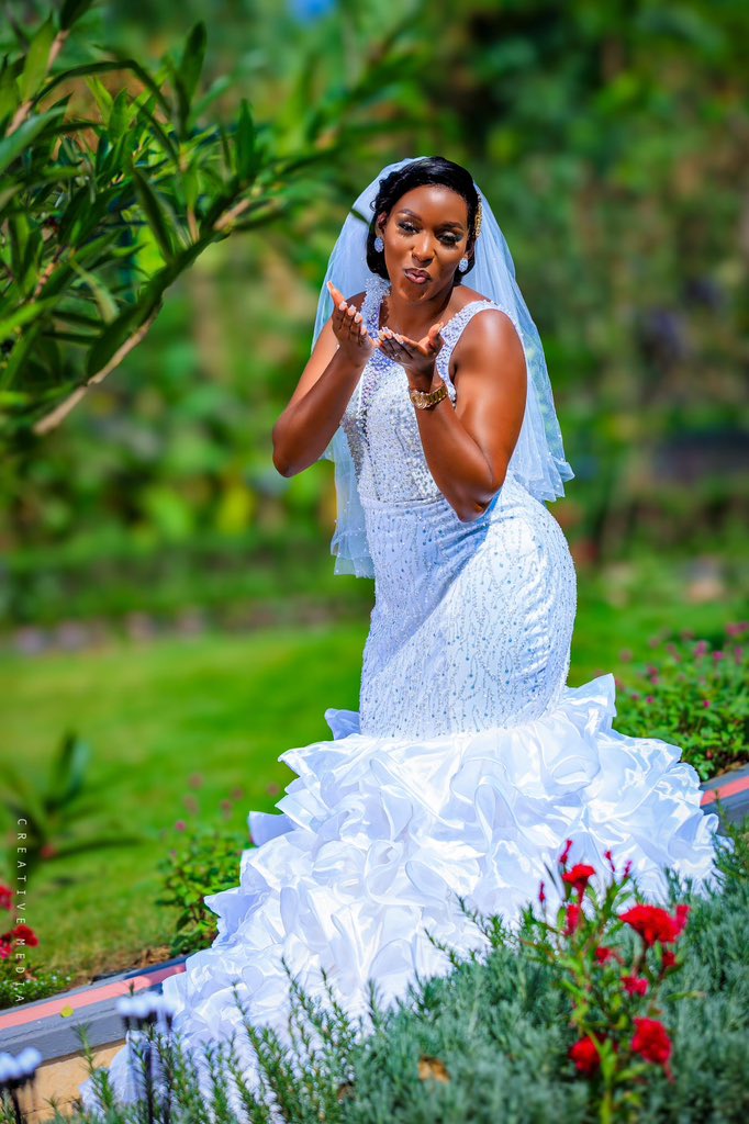 creativephoto12's tweet photo. 📸Choose Creative Media for all your Photography, Videography and Livestreams. 

📸Like, Comment and Share. Contact us on 0773-918-929 for all your functions.
#weddings #photoghraphy #creativemedia https://t.co/7h1yf4kFNu