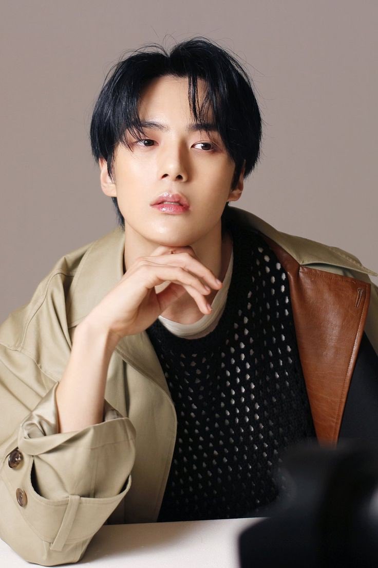 Rj1Stacia's tweet photo. My man, my love, my one and only!!!
#MonbeMonth #TeamMinhyuk https://t.co/7rotEYVrAT