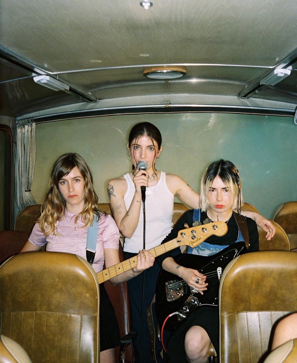 Tres mujeres fabulosas, creativas y con una personalísima visión de la vida. Así son <a href="/cariniopop/">cariño</a> y darán buena prueba de ello el próximo 1 de marzo de 2025 en <a href="/SalaOasis_ZGZ/">Oasis Club Teatro</a> en #zaragoza Ya puedes conseguir tu entrada en <a href="/wegowES/">wegowes</a>