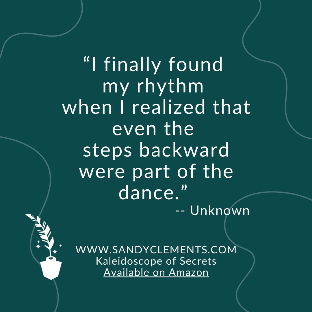 SandyClements_'s tweet photo. #kaleidoscopeofsecrets 
#cleansuspense 
#bookclub 
#suspense 
#bookclubsofinstagram📚 
#bookstoread #bookstore 
#independentbookstore 
https://t.co/Be0Niio39F https://t.co/H5D6x5H1Hz
