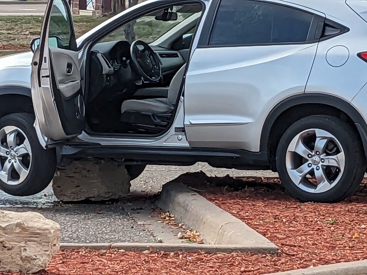 Chris Davis tweet media