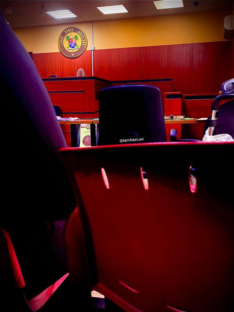 AdeLaw01's tweet image. From textbooks to courtroom drama
Join me on this 4/5 weeks journey as I navigate the realities of Nigerian law, sharing daily lessons, observations, and surprises from my court externship.