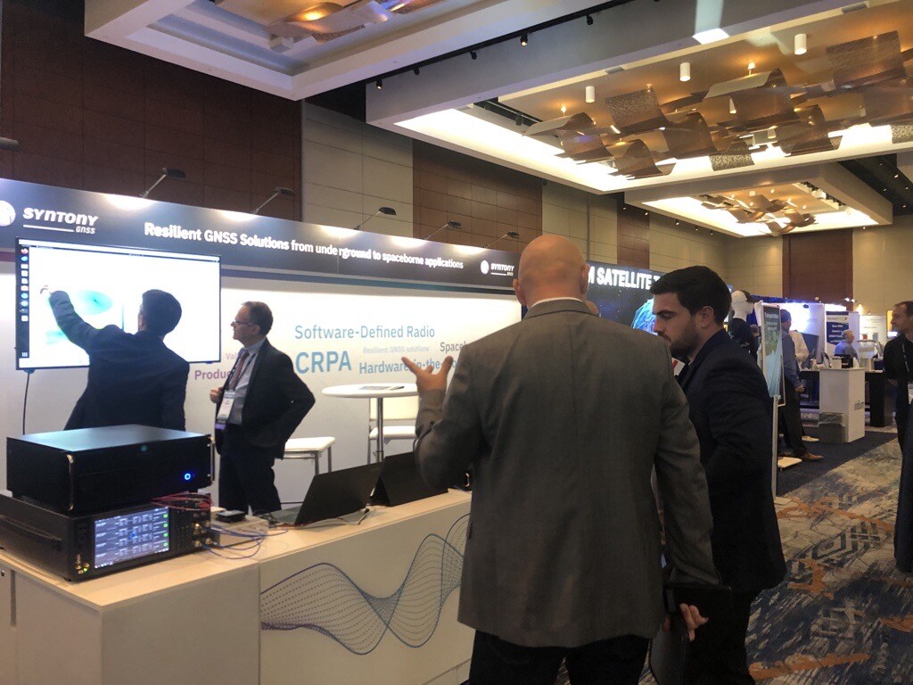 The Syntony team welcomes you to its booth #214 until tomorrow! Interested in interference resilience? Come and see our CRPA demo with our CERBER receiver, Constellator simulator, all coupled with Keysight's VXGC technology!
📢GIVEAWAY: an exclusive Galileo satellite LEGO set!
