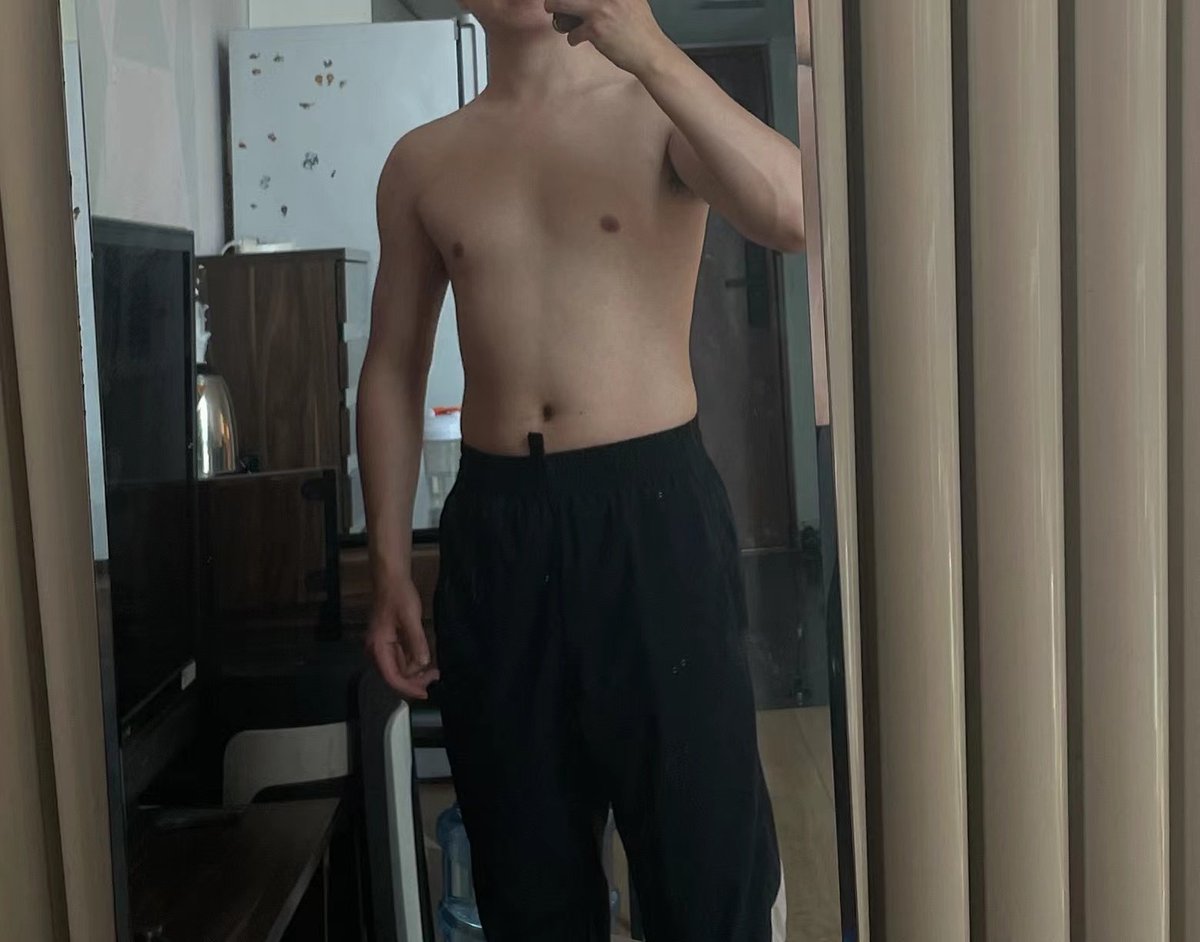 想组织一场寸头爷们肌肉或者匀称的游戏。