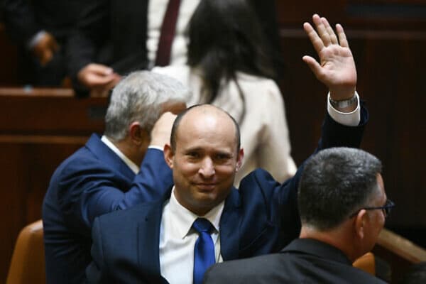 all_israel_news's tweet photo. Former PM Bennett criticizes Netanyahu’s leadership, but for sake of unity would not rule out coalition with him.
Read more here: https://t.co/FZ8VcaVMx0
#IsraelPolitics #UnityGovernment @naftalibennett @netanyahu #Israel https://t.co/JmcyIUX2Md