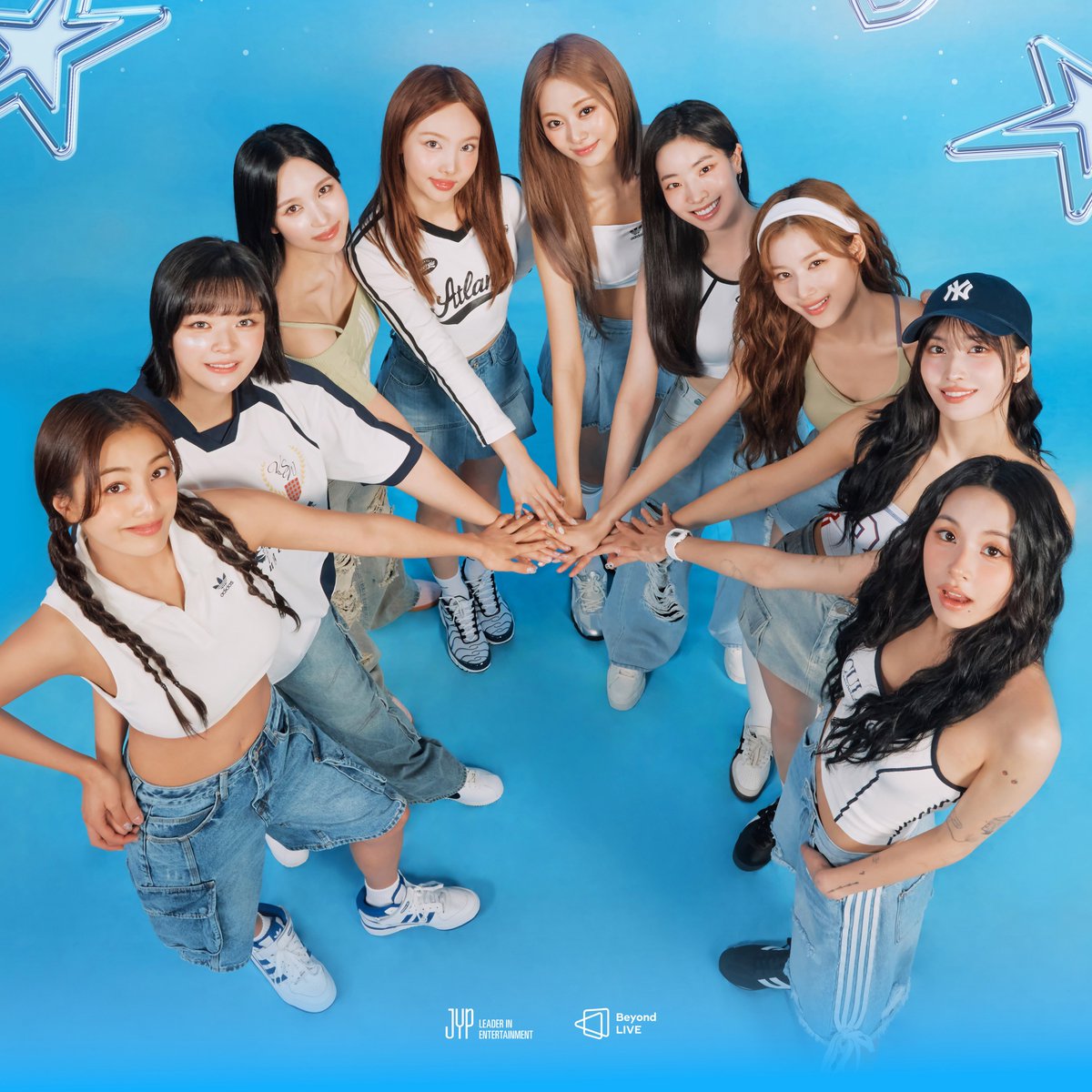 godmitzu's tweet photo. OUR GORGEOUS 9WICE OMG https://t.co/IgpeNPefO6