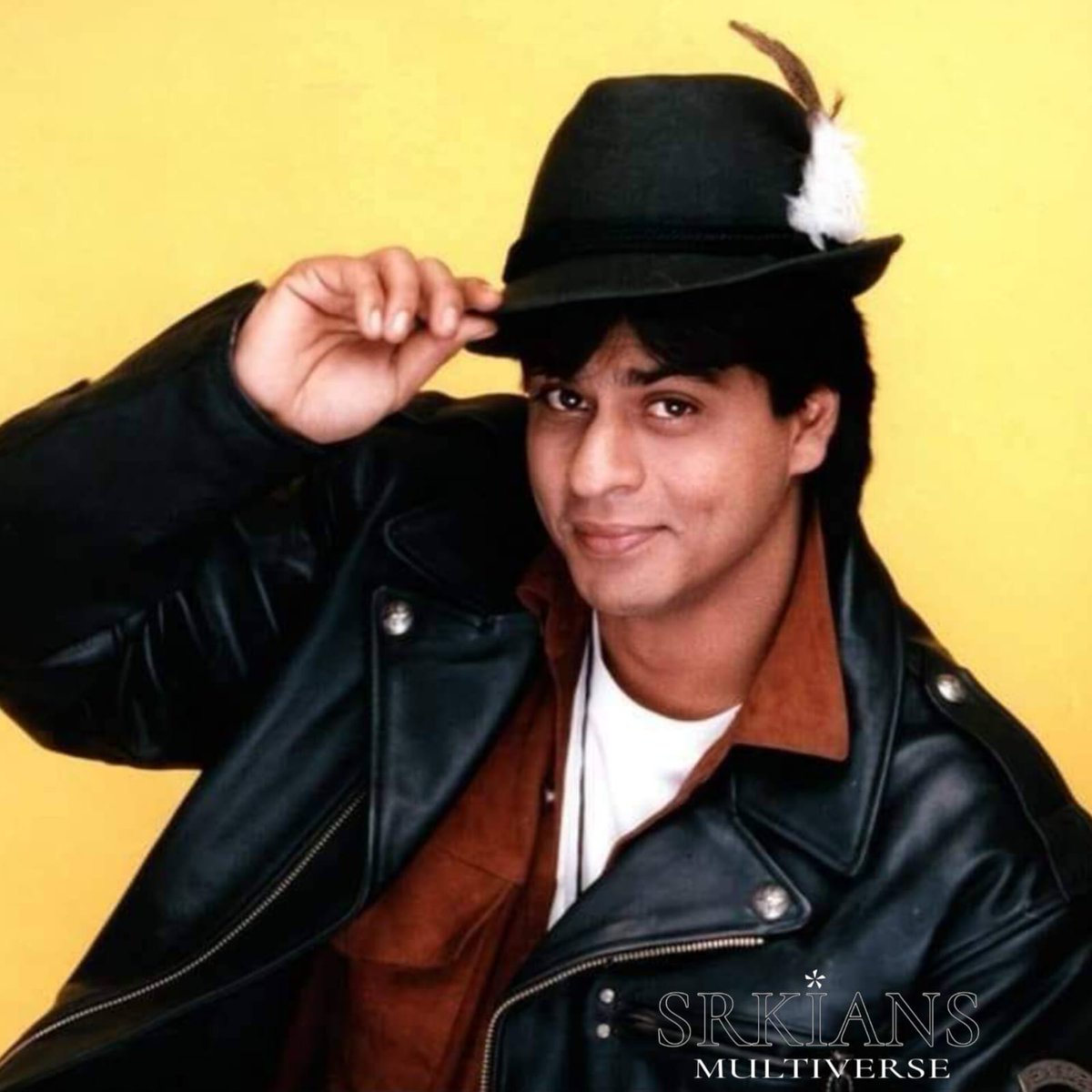 SrkiansM's tweet photo. The fields of Punjab, a charming Raj, and an unforgettable love story. 💚 #DDLJMagic #SRK
#ShahRukhKhan𓀠 #srkiansmultiverse 
@iamsrk @pooja_dadlani @RedChilliesEnt https://t.co/bhwNf9VC3O