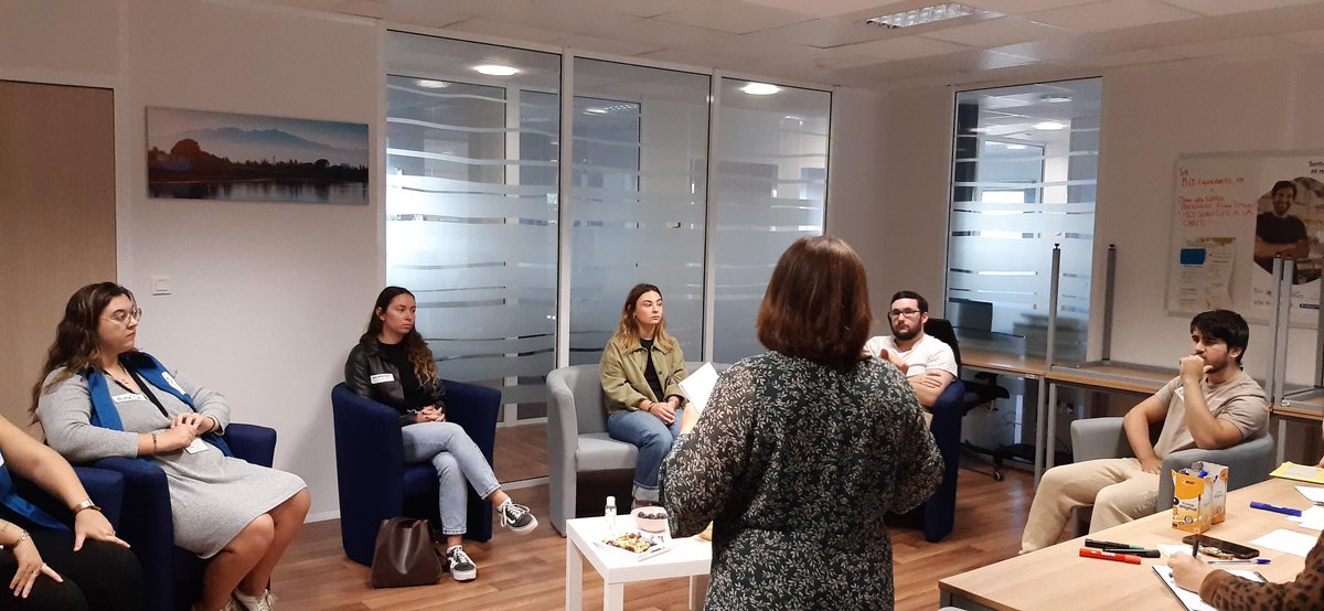 Le député @christopheBarthes vient à la rencontre de l'équipe <a href="/FranceTravail/">France Travail</a> de #Lézignan . 
Merci pour la qualité des échanges et de l'écoute !