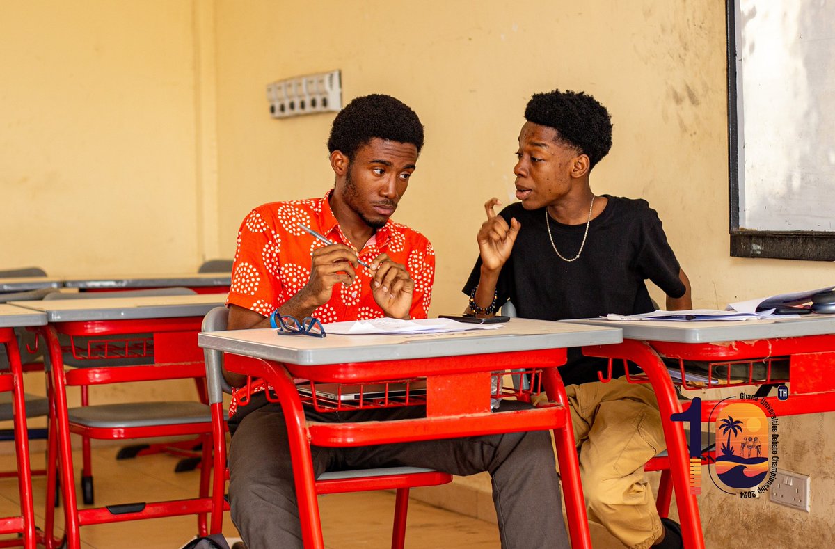 uccds's tweet photo. Heated moments from Day 4 the debate rounds at the Ghana Universities Debate Championship 2024.
Who wins the Ghana Universities Debate Championship 2024?
#OGUAAMAN'24 #GUDC@10 https://t.co/5OiCcSkSW5