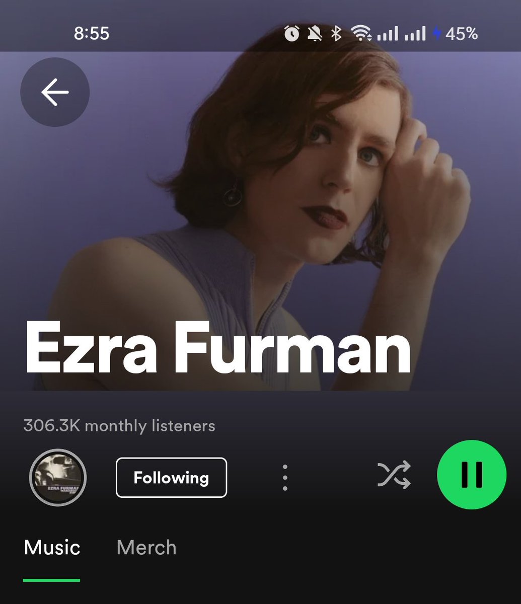 rookiee79's tweet photo. this gay mf sings good 👍 https://t.co/eklXMgCdmO