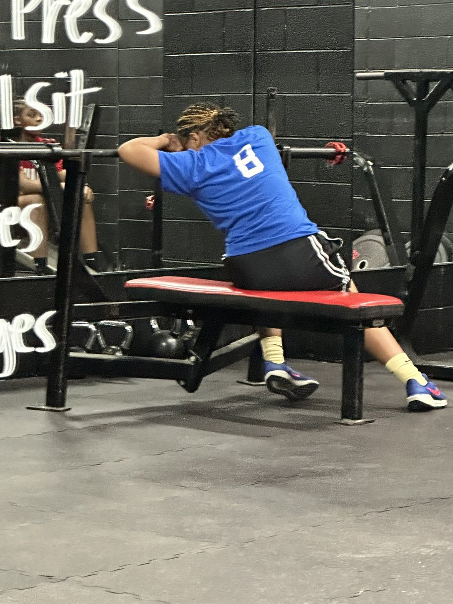 KenzieAlston33's tweet photo. These 5AM workouts are no joke π«π€ #workingwhileyousleep https://t.co/ZTpPhjwkcR