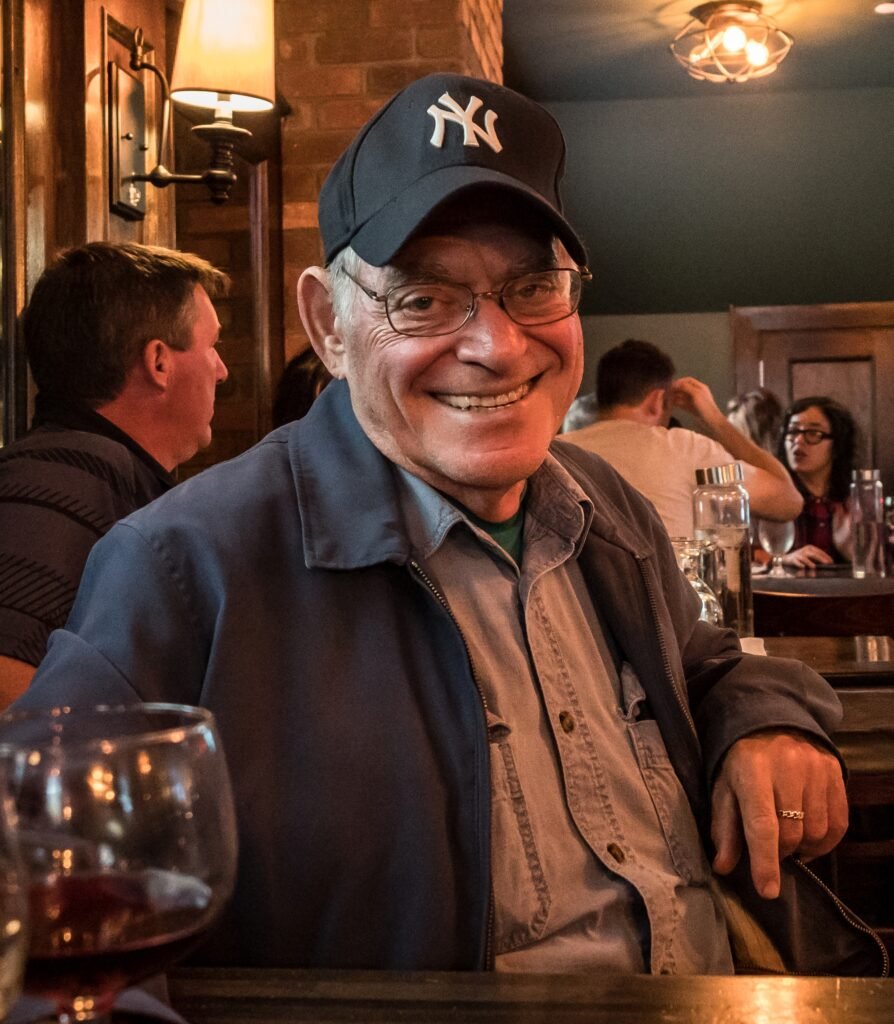 It's hard to find words to describe this loss. Es difícil dar con las palabras para expresar esta pérdida.

Gracias por todo, Peter. Que la tierra te sea leve.

<a href="/LincolnBrigade/">ALBA</a> 

albavolunteer.org/2024/09/peter-…