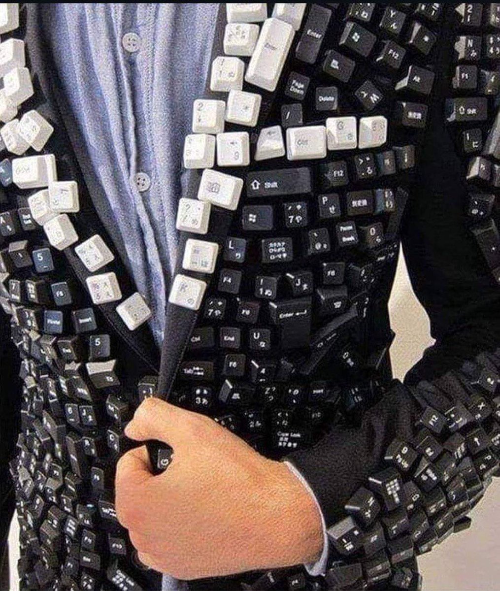 La technologie n'est pas seulement un outil de com ds les #emergencies , c'est un moyen de sauver des vies. Qu'il s'agisse de systèmes d'alerte, de drones pour les secours ou d'applications  pour la coordination, la tech nous permet d'agir plus efficacement face aux crises.
#T4E