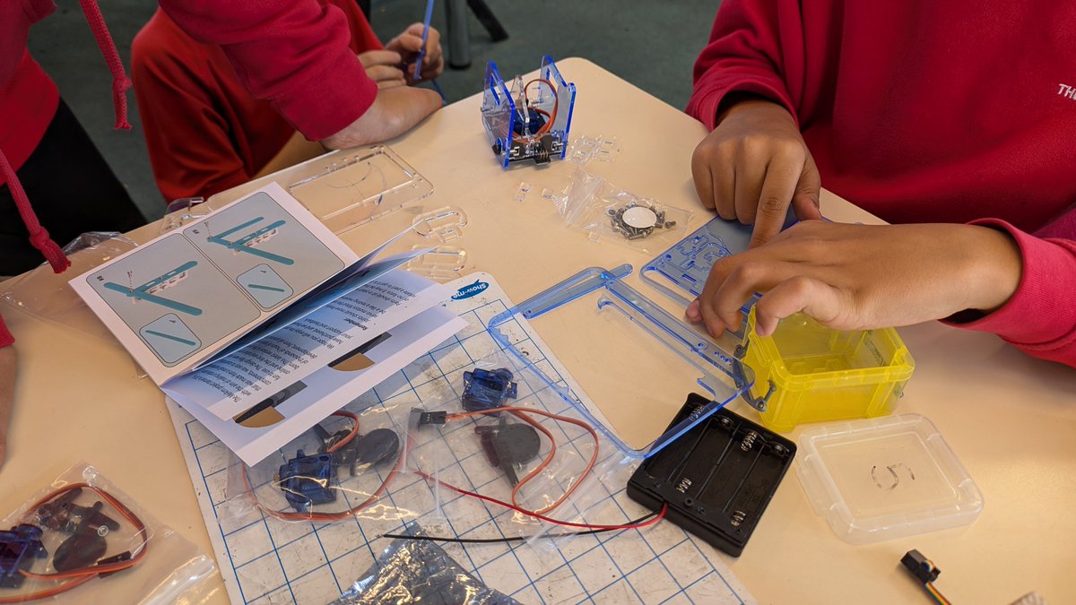 TPS_Computing's tweet image. #CodeClub is back! Welcome to our new Year 7 attendees! #yourPrioryJourney