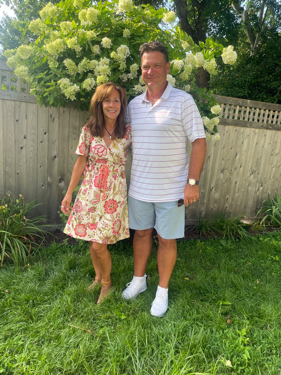 DubbyRule's tweet photo. A big Happy 60th today to my other half! Hope the day, year and new decade are fabulous. 💝🎈🍾🎂@mcharbonteacher https://t.co/XikWsJpRvh